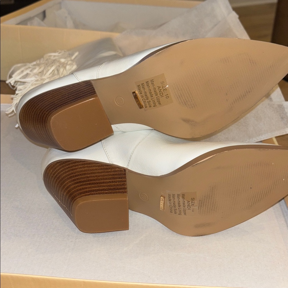 Bellini Andi White High-Cut Ankle Boots Fringe Womens Size 10 NEW IN BOX NWT - Picture 6 of 7